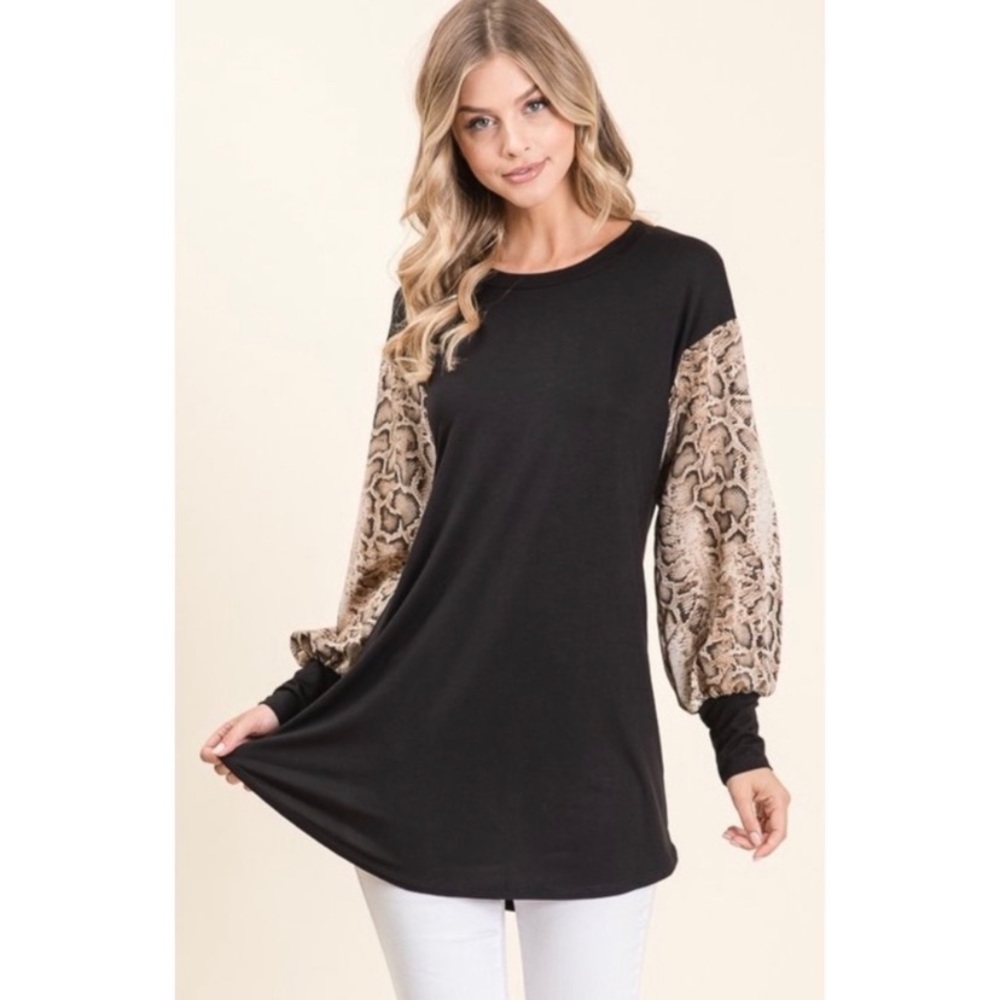 Black Snake Print Long Sleeve Blouse Top - Picture 4 of 6